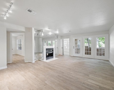 16800 Sugar Pine Drive - Photo Thumbnail 4