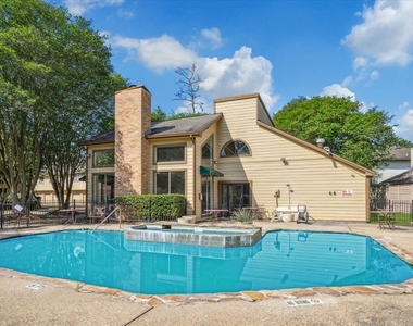 16800 Sugar Pine Drive - Photo Thumbnail 20