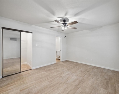 16800 Sugar Pine Drive - Photo Thumbnail 13