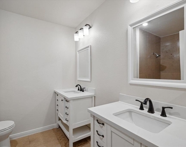 16800 Sugar Pine Drive - Photo Thumbnail 14