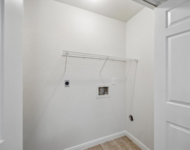 16800 Sugar Pine Drive - Photo Thumbnail 18