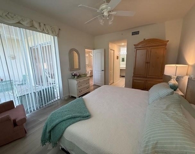 8755 Olde Hickory Avenue - Photo Thumbnail 15