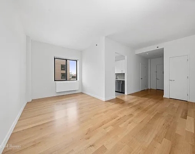 44-72 11th St - Photo Thumbnail 0