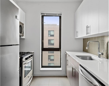 44-72 11th St - Photo Thumbnail 1