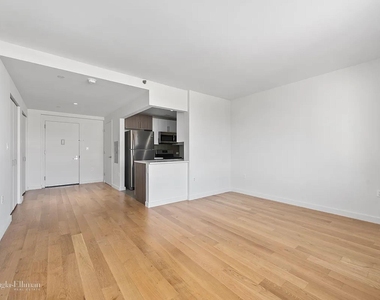 44-72 11th St - Photo Thumbnail 0