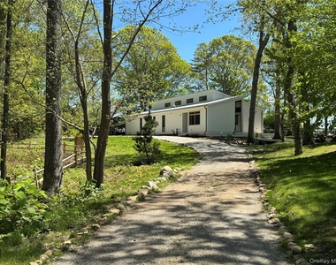 6710 Soundview Avenue - Photo Thumbnail 41