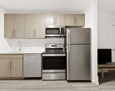 207 W 136th Street - Photo Thumbnail 1