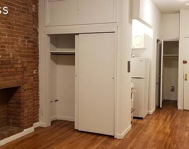 1734 2nd Avenue - Photo Thumbnail 2