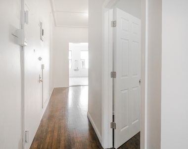 311 6th Avenue - Photo Thumbnail 3