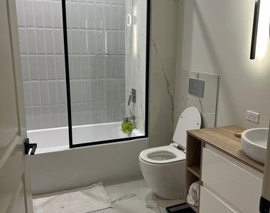 8029 W Belmont Avenue - Photo Thumbnail 9
