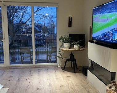 8029 W Belmont Avenue - Photo Thumbnail 6