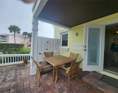 5215 Coquina Key Drive Se - Photo Thumbnail 17