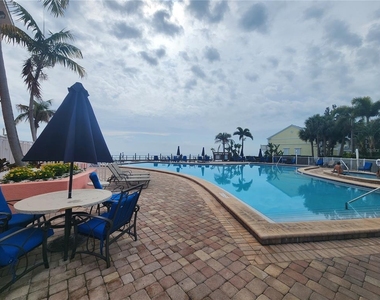 5215 Coquina Key Drive Se - Photo Thumbnail 28