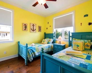 4808 Gulf Drive - Photo Thumbnail 11