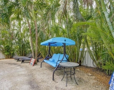 4808 Gulf Drive - Photo Thumbnail 34