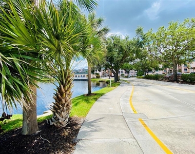 801 Gondola Park Drive - Photo Thumbnail 16