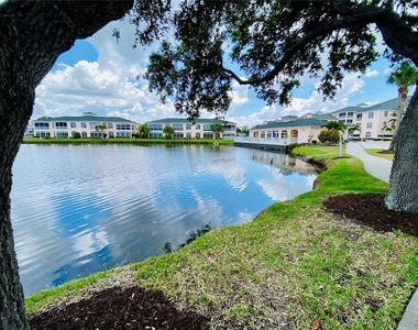 801 Gondola Park Drive - Photo Thumbnail 17