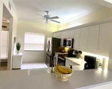 801 Gondola Park Drive - Photo Thumbnail 5