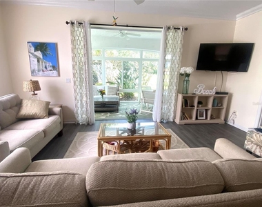 801 Gondola Park Drive - Photo Thumbnail 7