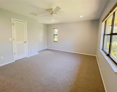 3502 Sunbeam Drive - Photo Thumbnail 9