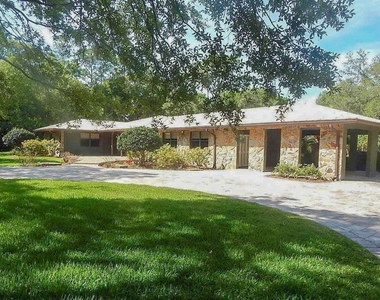 3502 Sunbeam Drive - Photo Thumbnail 1