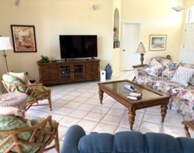 8974 Grey Oaks Avenue - Photo Thumbnail 5