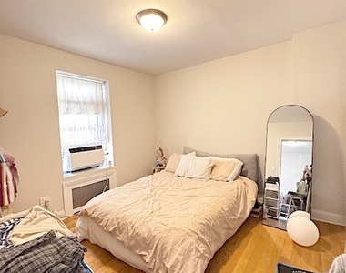 14 West 76th Street - Photo Thumbnail 5
