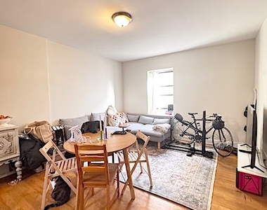 14 West 76th Street - Photo Thumbnail 4