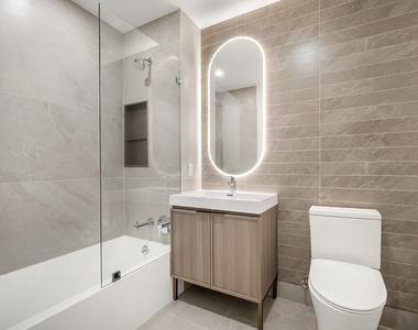 20 Rockwell Place - Photo Thumbnail 1