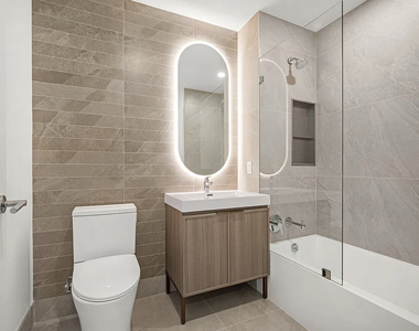 20 Rockwell Place - Photo Thumbnail 2