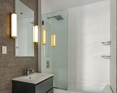Bowery - Photo Thumbnail 6