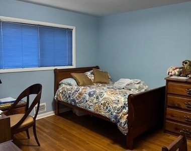 2183 Aldah Drive - Photo Thumbnail 7
