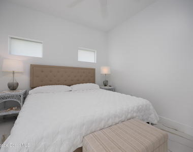 702 Shady Lane - Photo Thumbnail 11