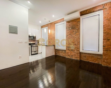 46 Grand Street - Photo Thumbnail 8