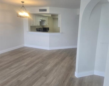 5153 Isla Key Boulevard S - Photo Thumbnail 5