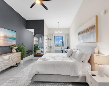6000 Rio Mar Boulevard - Photo Thumbnail 11