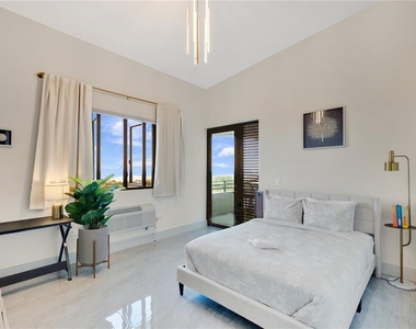 6000 Rio Mar Boulevard - Photo Thumbnail 15