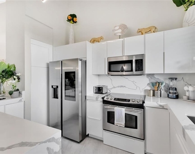 6000 Rio Mar Boulevard - Photo Thumbnail 8