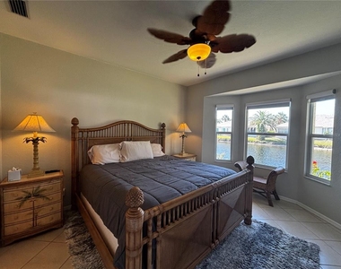 1759 Fountain View Circle - Photo Thumbnail 9
