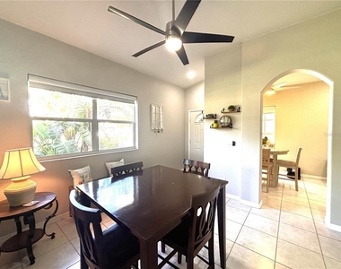 1759 Fountain View Circle - Photo Thumbnail 8