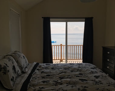 989 Fairfield Beach Road - Photo Thumbnail 19