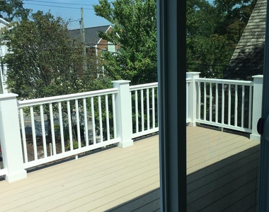 989 Fairfield Beach Road - Photo Thumbnail 16