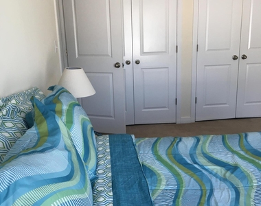989 Fairfield Beach Road - Photo Thumbnail 18