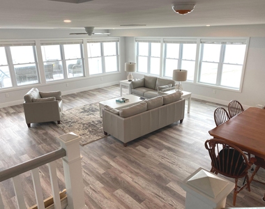 1019 Fairfield Beach Road - Photo Thumbnail 3