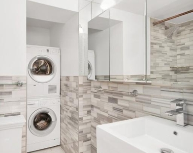 246 Mott St. - Photo Thumbnail 5