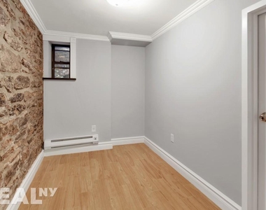 246 Mott St. - Photo Thumbnail 2