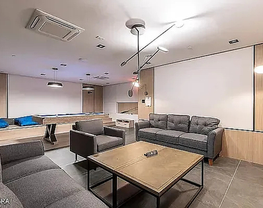 815 Flatbush Avenue - Photo Thumbnail 4