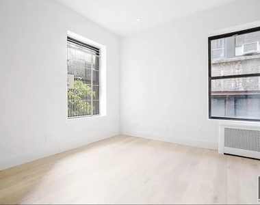West 97th Street - Photo Thumbnail 8