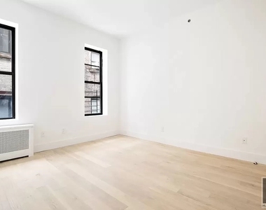 West 97th Street - Photo Thumbnail 3