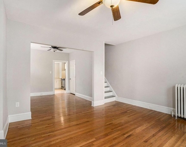 114 N Evans Street - Photo Thumbnail 2
